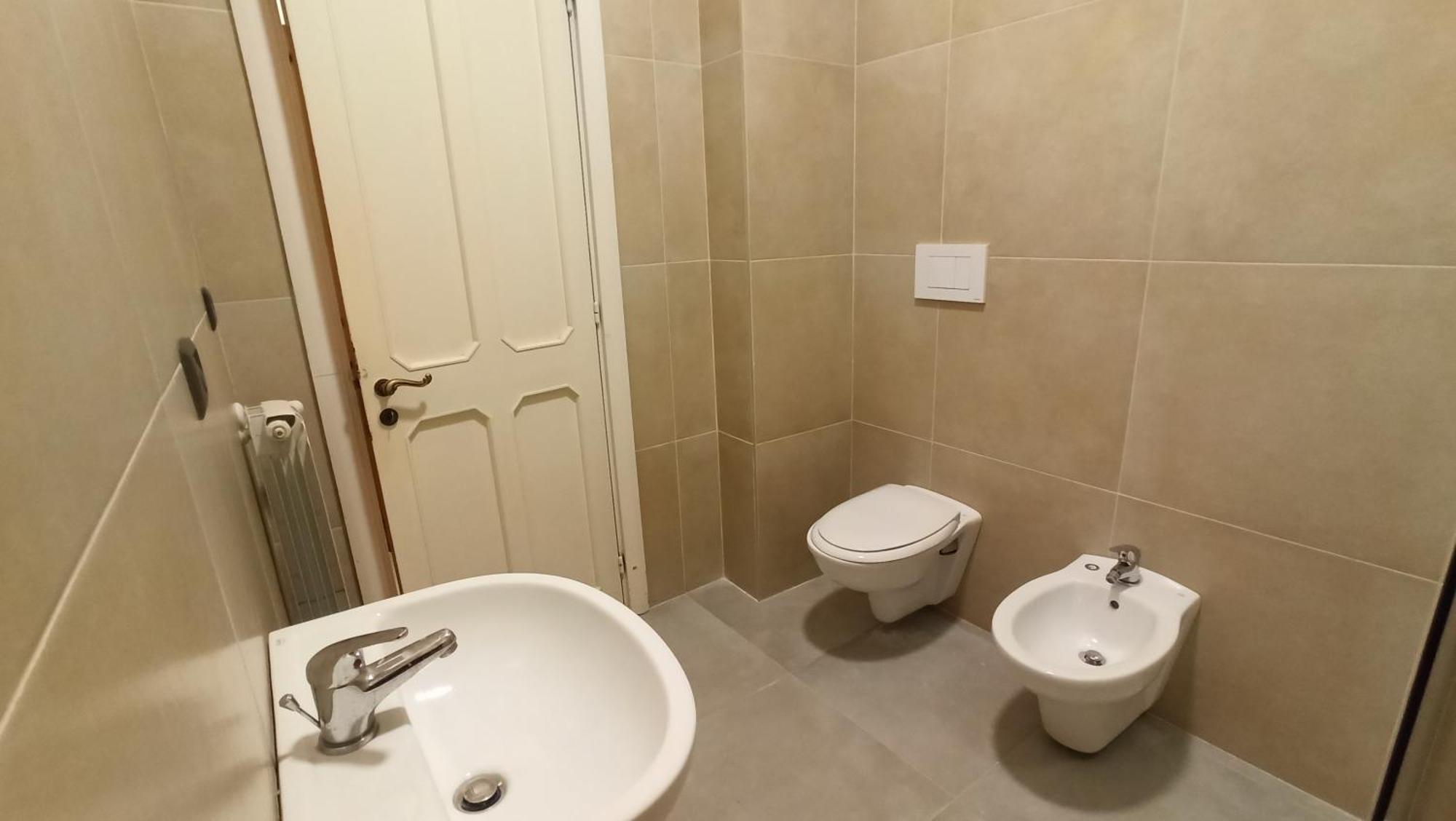Casa Base Hotel Bari Buitenkant foto
