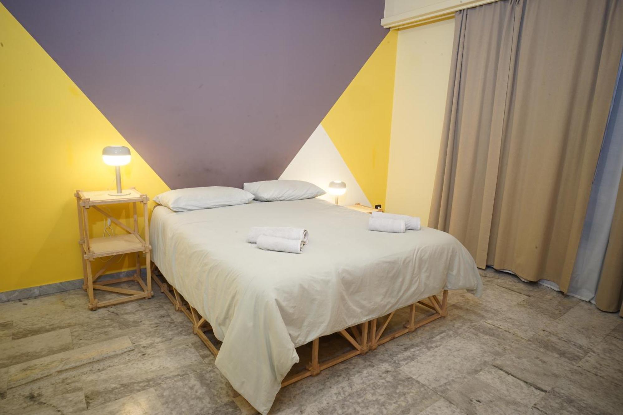 Casa Base Hotel Bari Buitenkant foto
