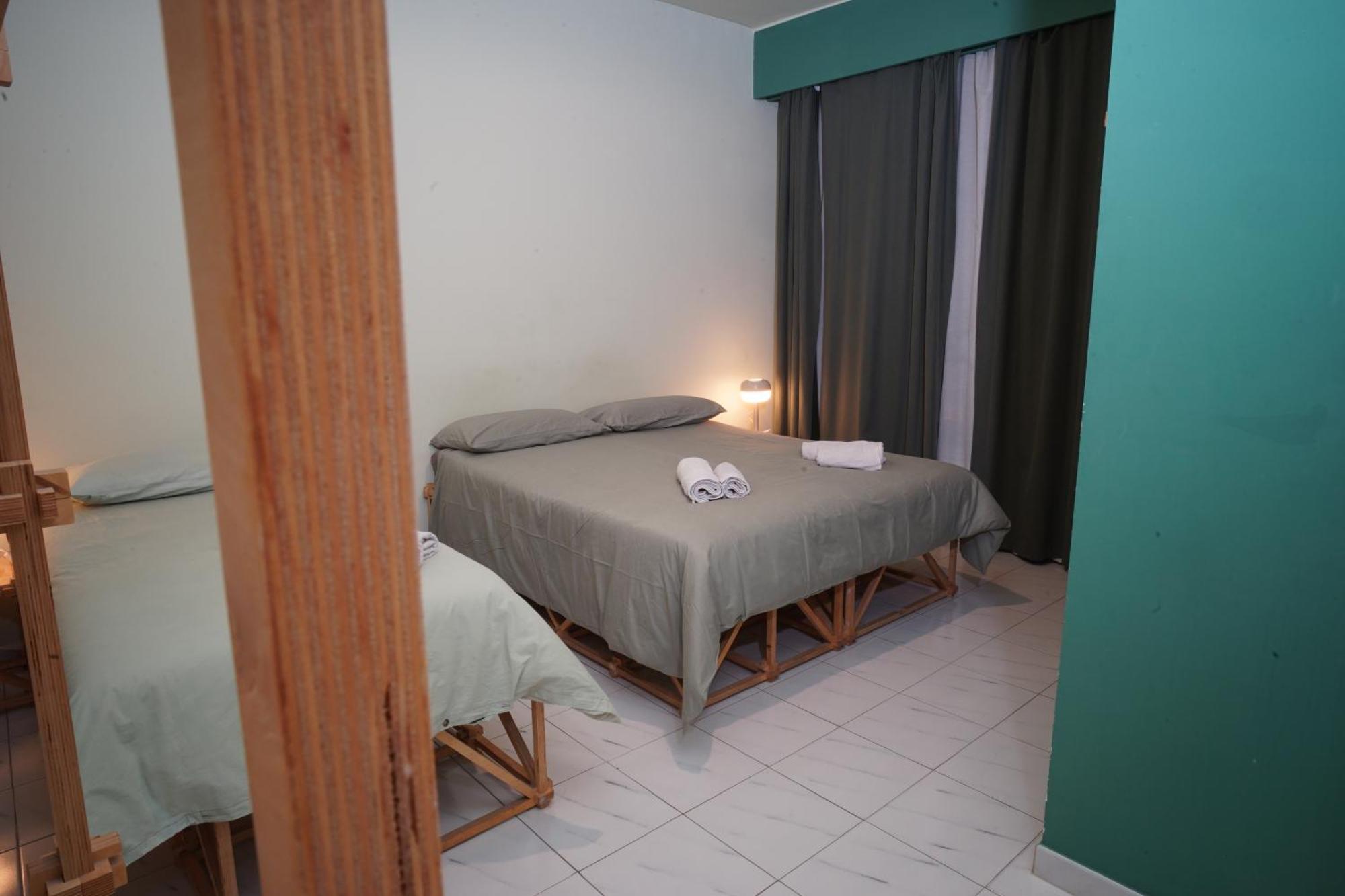 Casa Base Hotel Bari Buitenkant foto